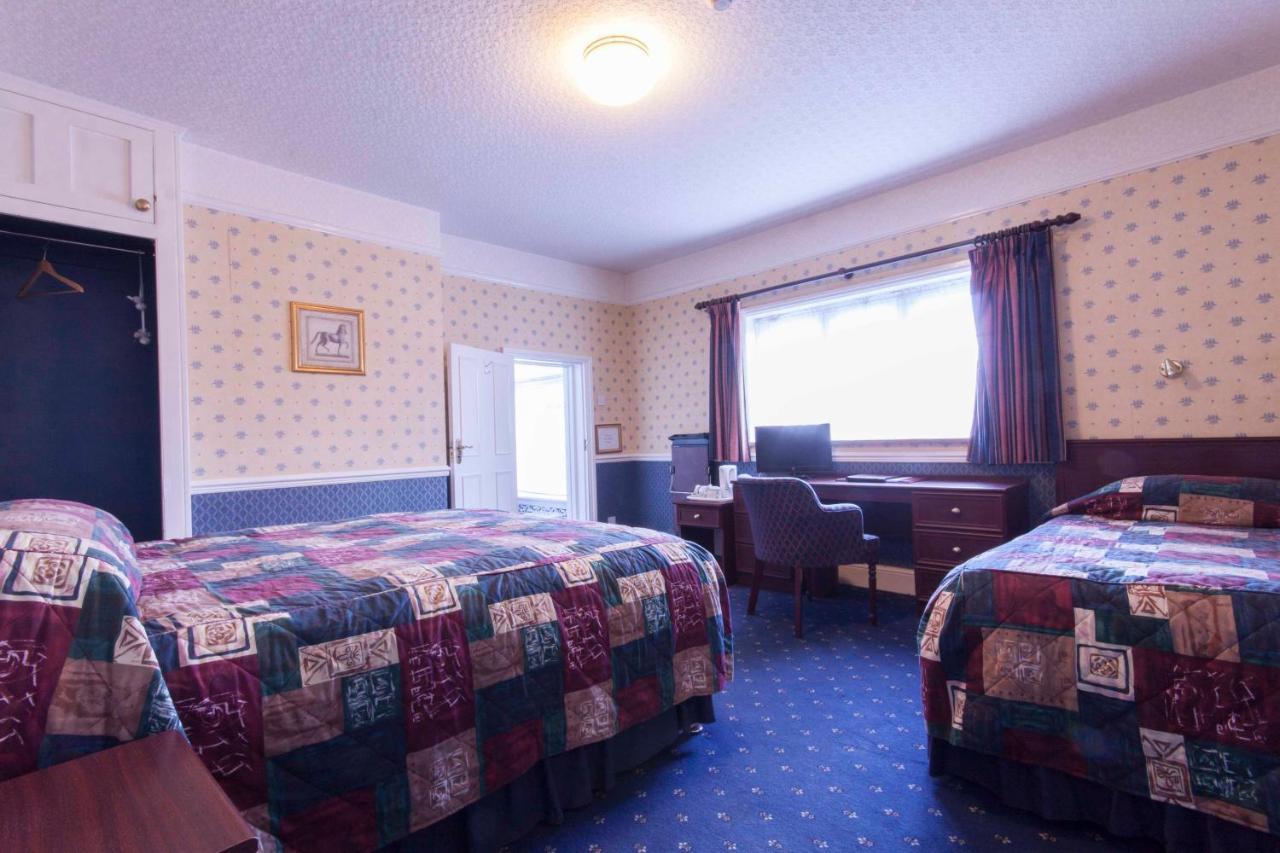Roselawn Hotel レディング エクステリア 写真